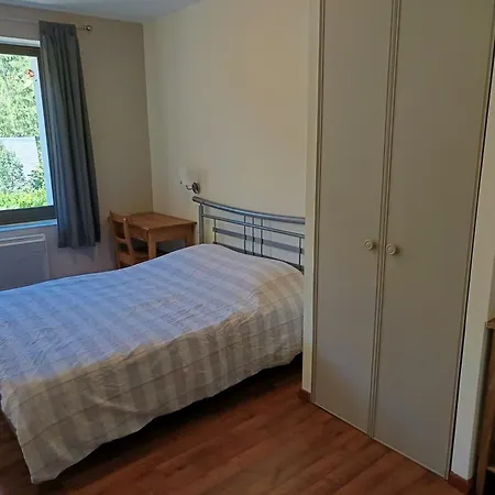 Route 999 酒店 Alzon